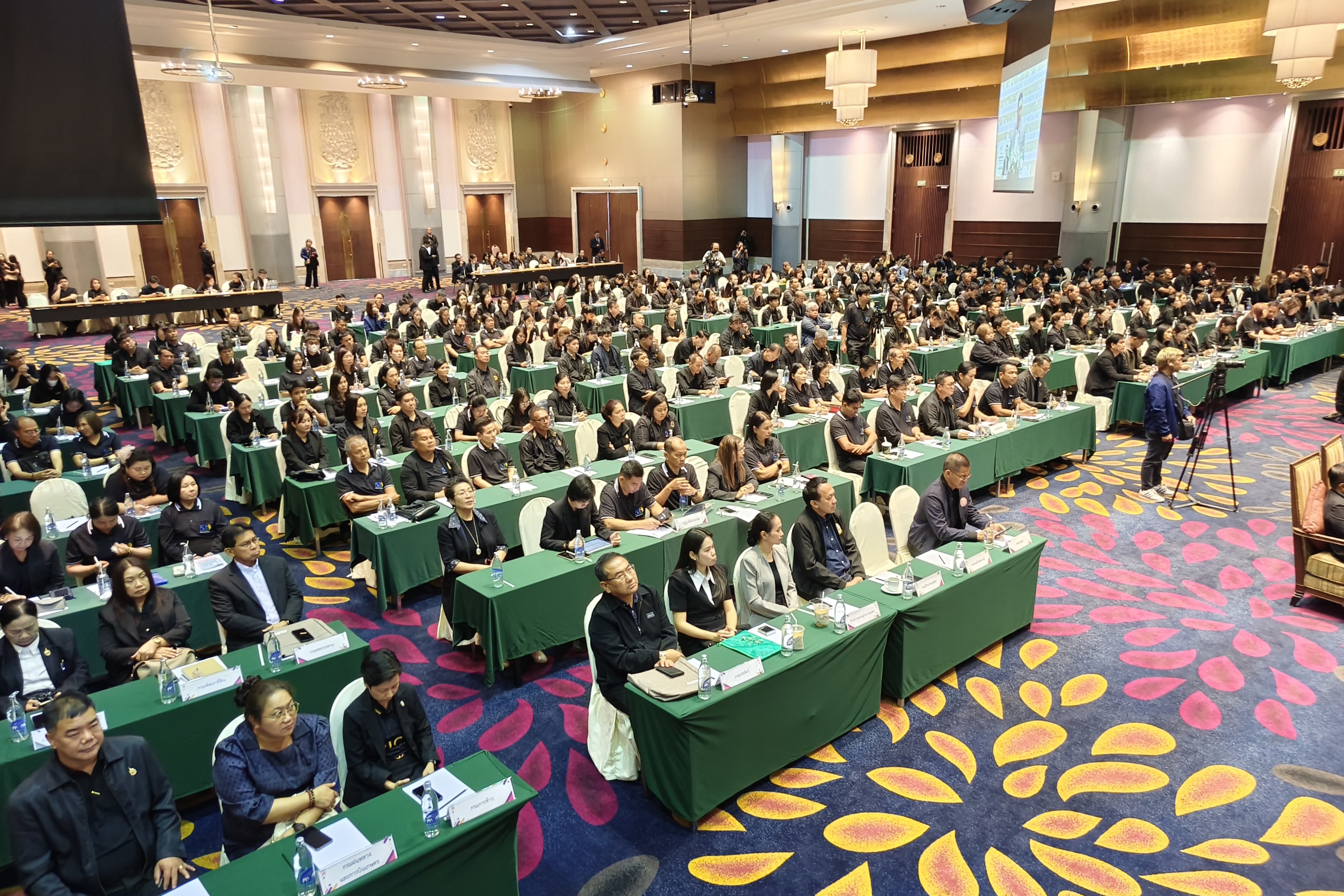 title - รมช.วัชระพล สั่งเร่งดำเนินการ บริหารจัดการที่ดินและดิน มอบสิทธิในที่ดินทำกินให้แก่เกษตรกร